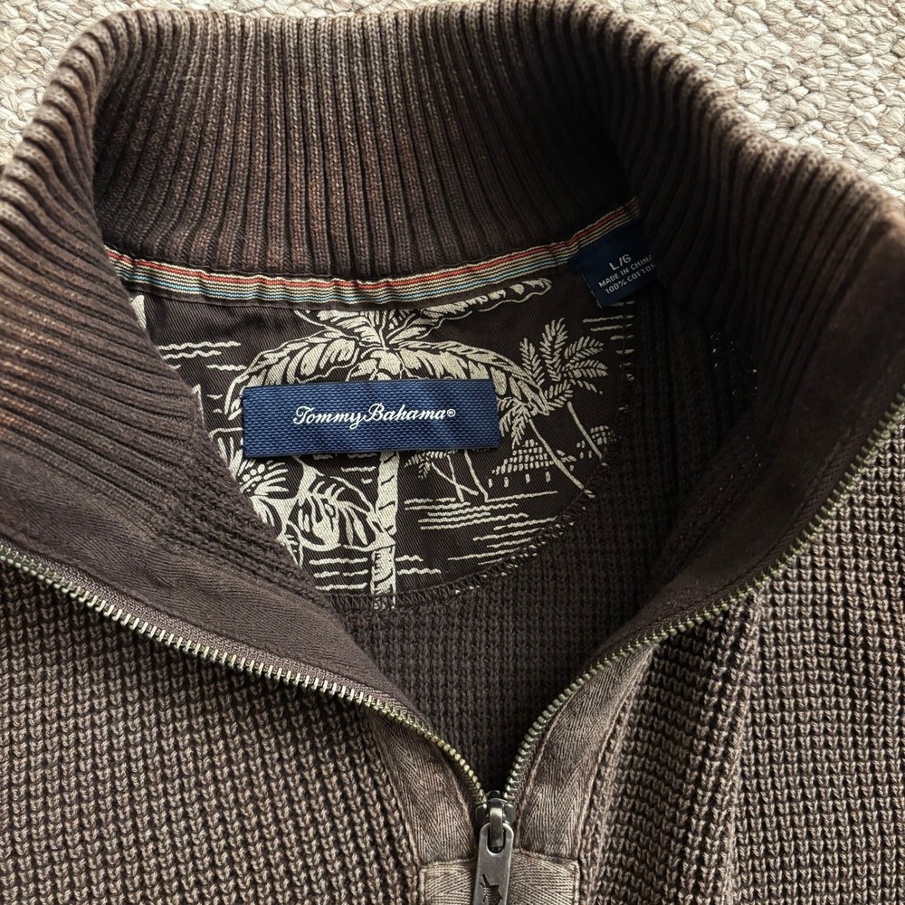 Tommy Bahama Mens Brown Waffle Knit Quarter Zip Sweater Suede Shoulders Large - Picture 2 of 8